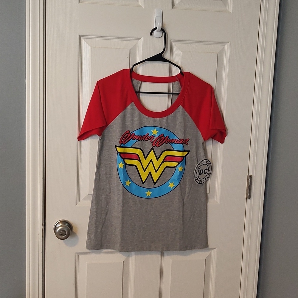 NWT Wonder Woman Tee